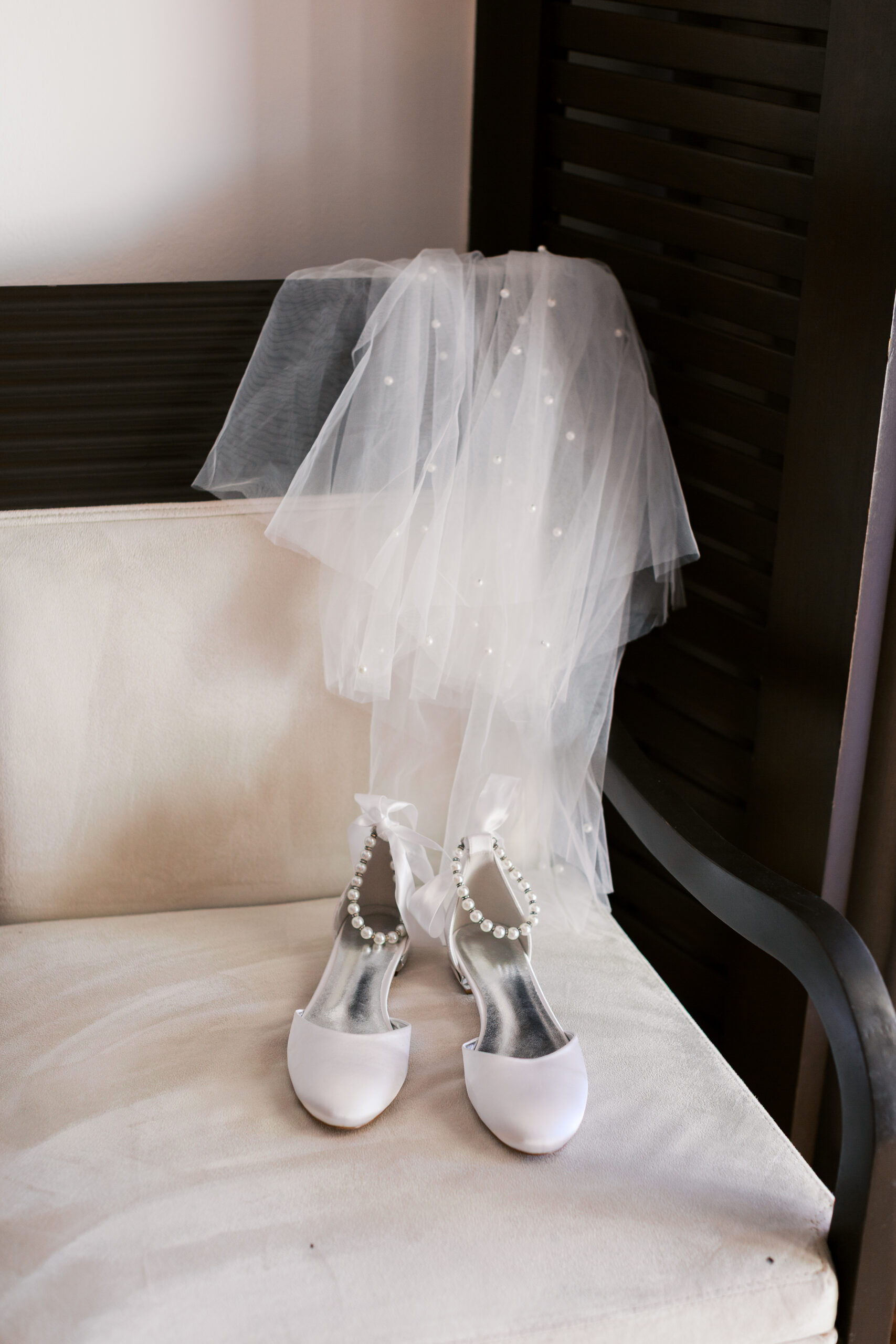 Bridal shoes and pearl veil detail at Hyatt Ziva Cabo San Lucas destination wedding